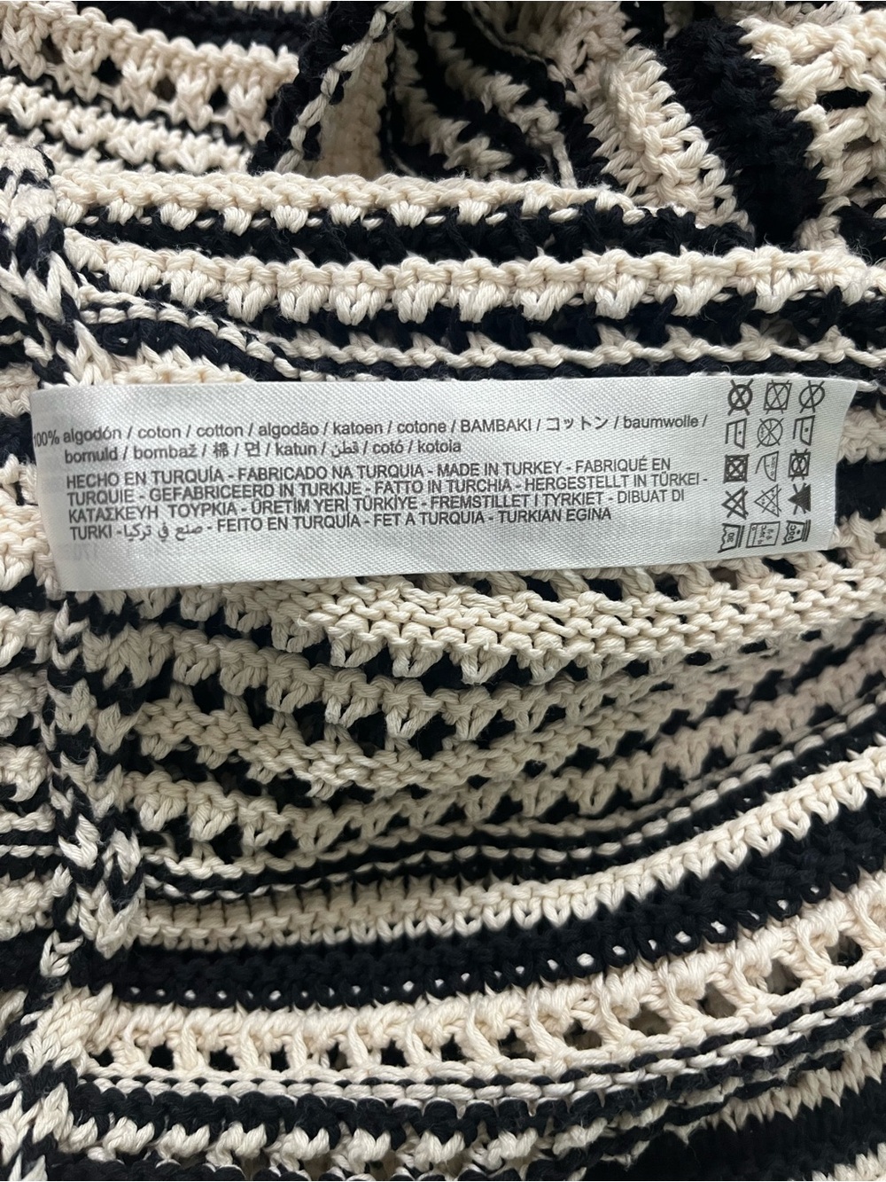 Zara Crochet Dress - Picture 4 of 4